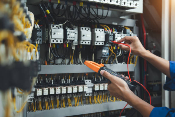 Best Licensed Electrician  in Ecru, MS